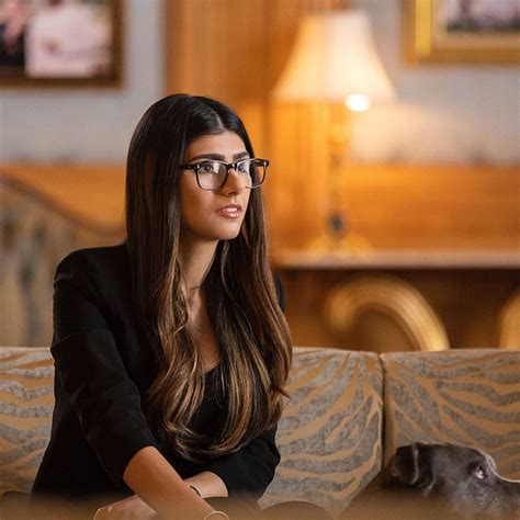 mia khalifa activista|Mia K. (@miakhalifa) • Instagram photos and videos.